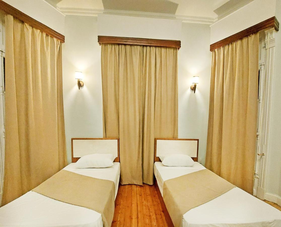 Sufi House Hostel *
